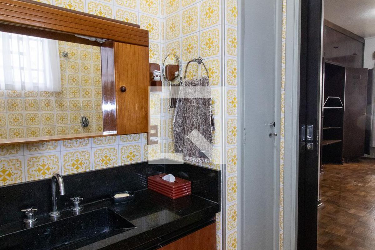Casa à Venda - Taquaral, 3 Quartos,  208 m2 em , Campinas - sp | SoloBR
