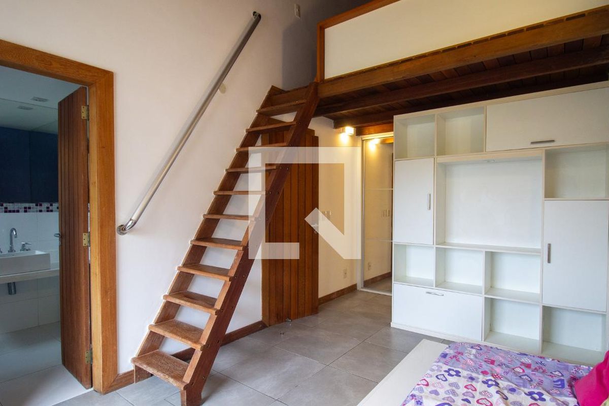 Casa, 4 quartos, 350 m² - Foto 64