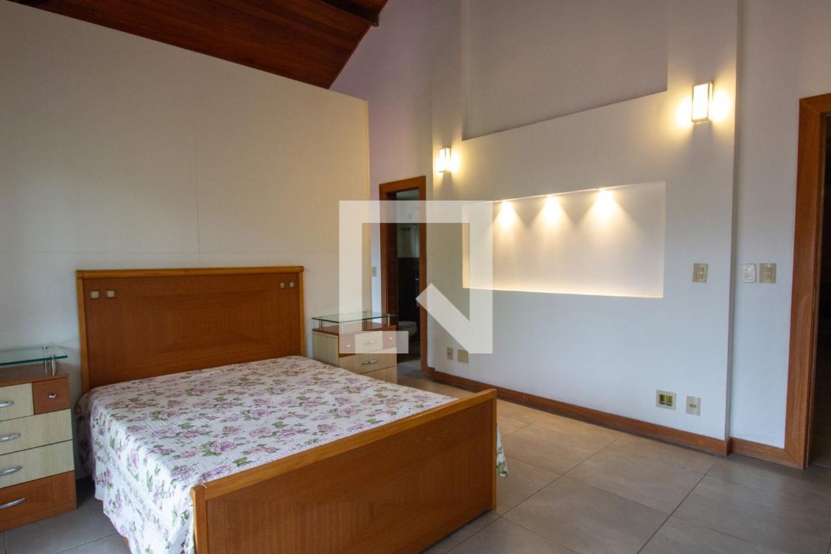 Casa, 4 quartos, 350 m² - Foto 36
