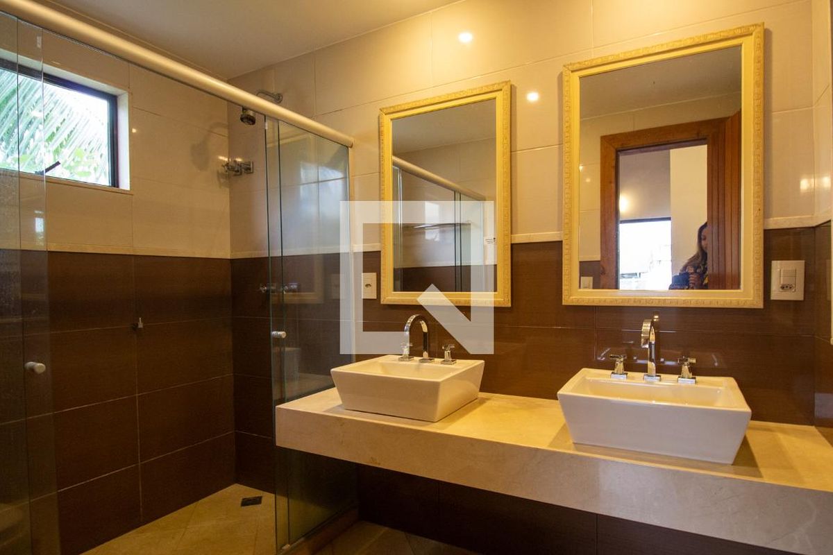 Casa, 4 quartos, 350 m² - Foto 44