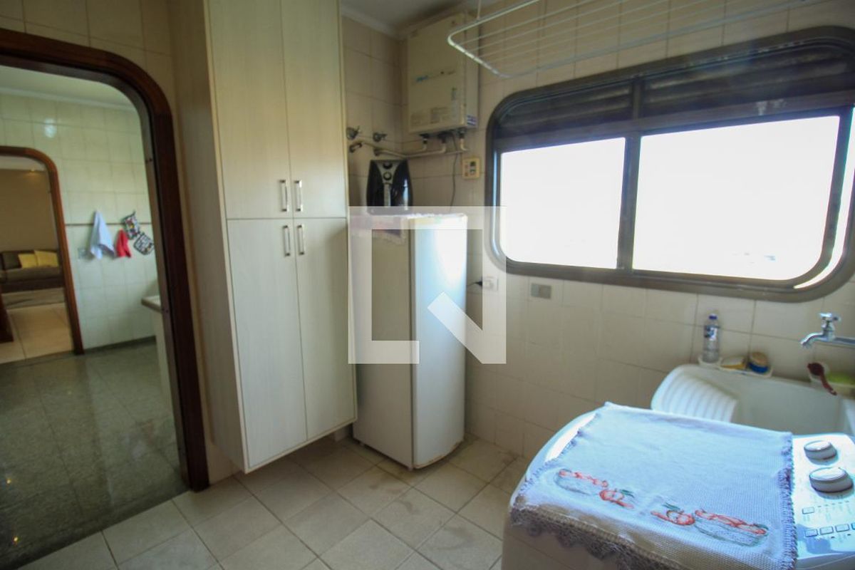 Apartamento, 3 quartos, 175 m² - Foto 103