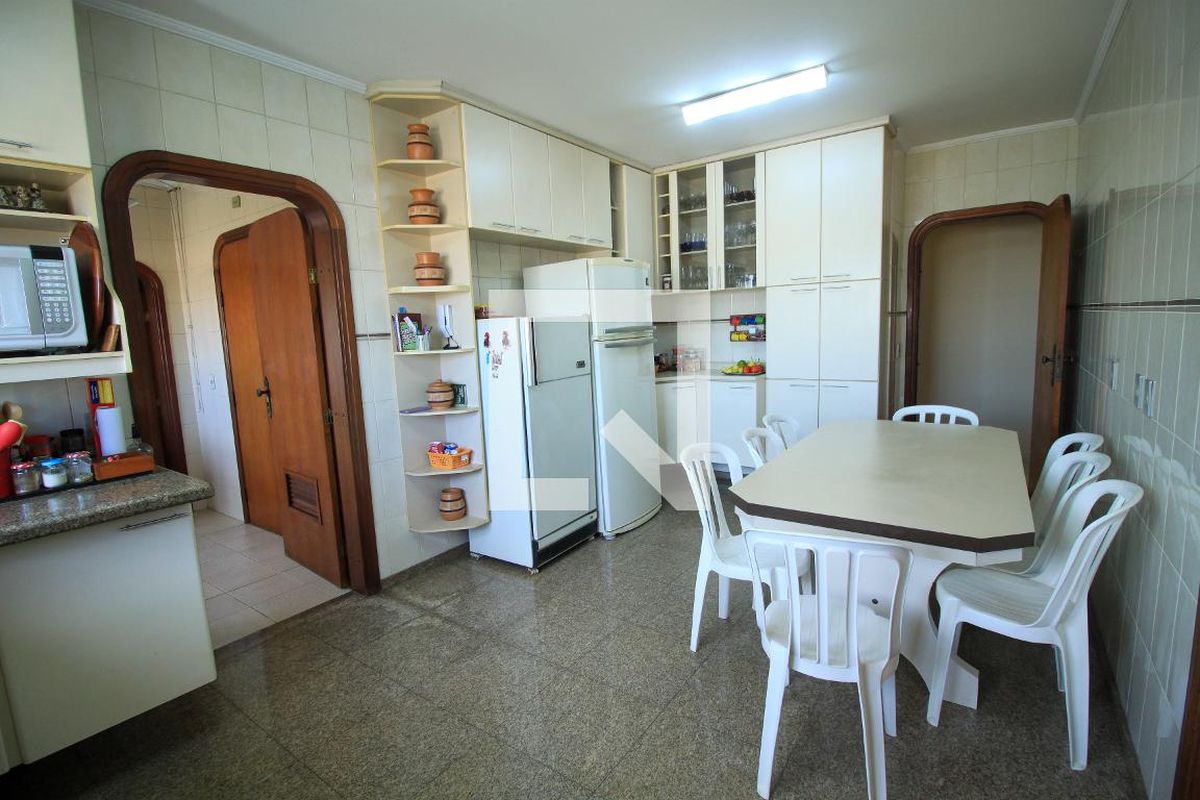 Apartamento, 3 quartos, 175 m² - Foto 95