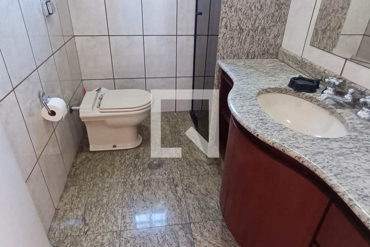 Casa, 3 quartos, 220 m² - Foto 68