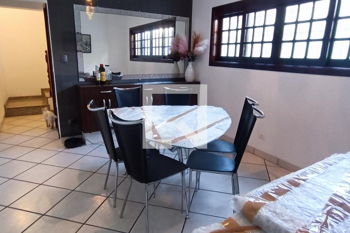 Casa, 3 quartos, 220 m² - Foto 82