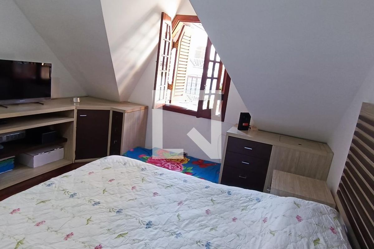 Casa, 3 quartos, 220 m² - Foto 50