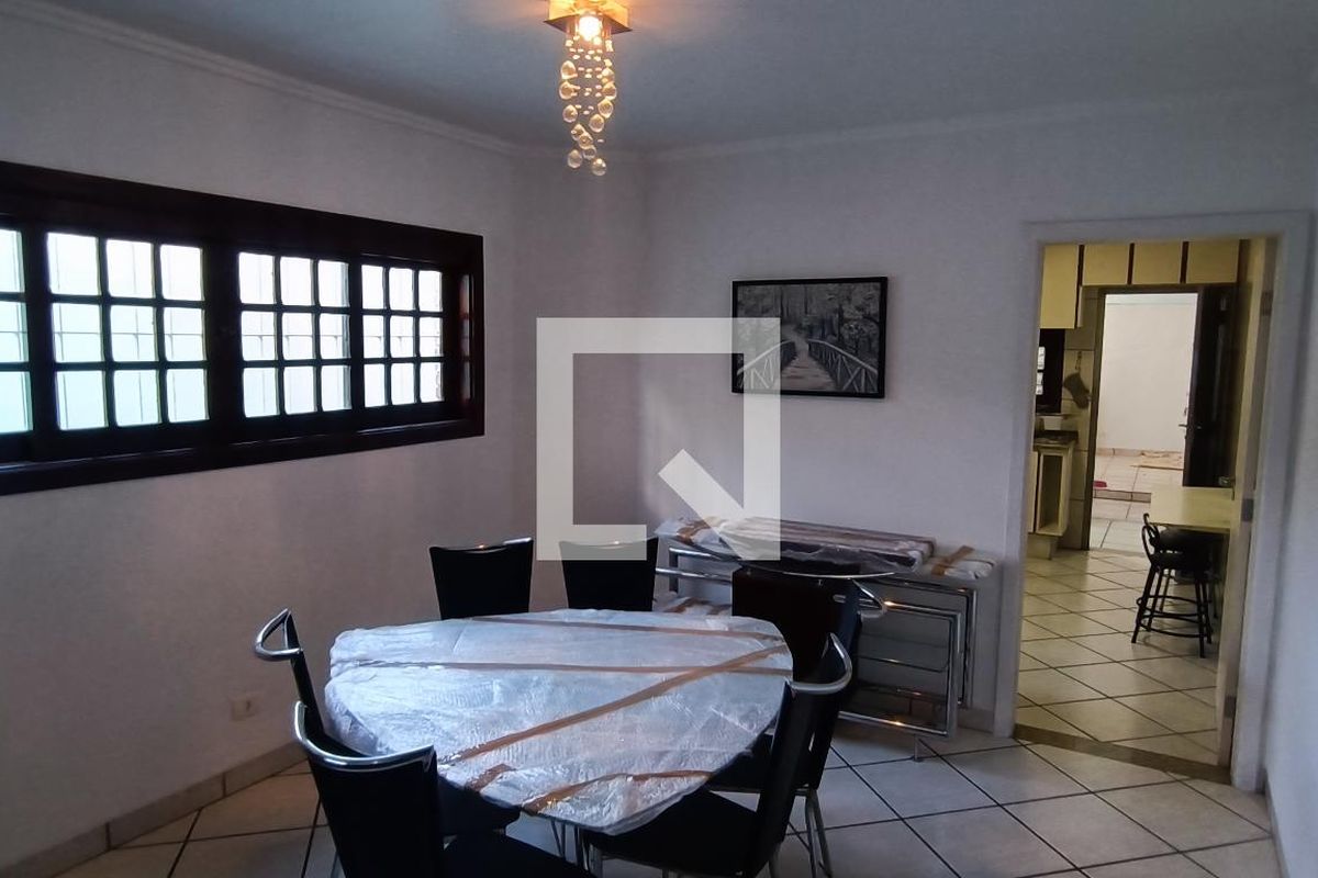 Casa, 3 quartos, 220 m² - Foto 76