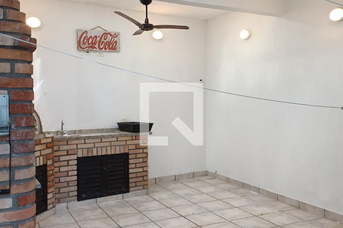 Casa, 3 quartos, 220 m² - Foto 114