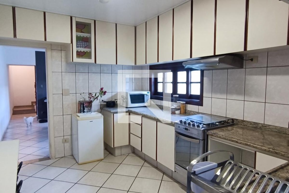 Casa, 3 quartos, 220 m² - Foto 90