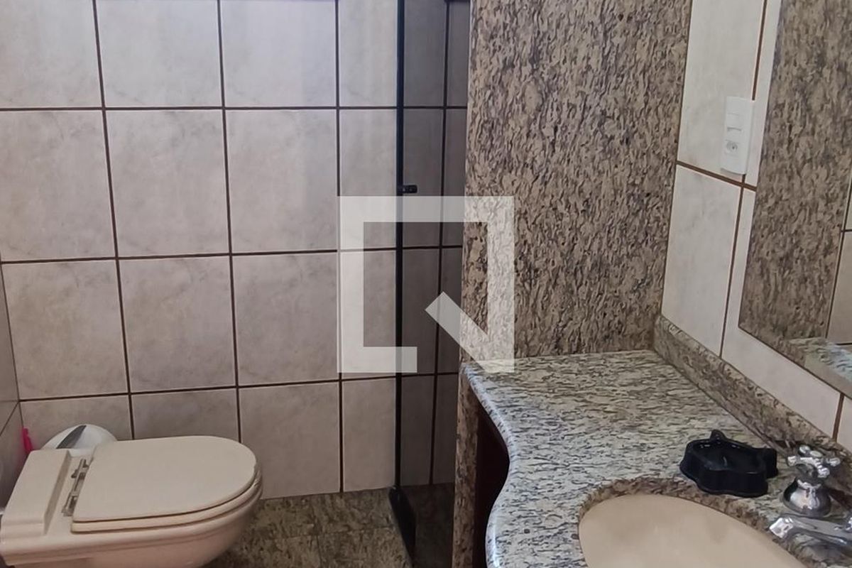 Casa, 3 quartos, 220 m² - Foto 70
