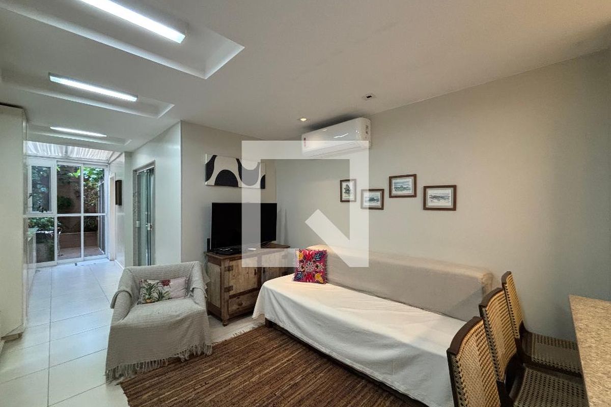 Apartamento, 2 quartos, 70 m² - Foto 2