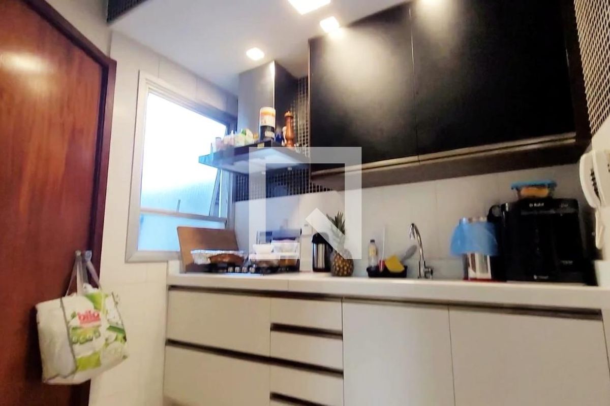 Apartamento à Venda - Cambuí, 2 Quartos,  75 m2 em , Campinas - sp | SoloBR
