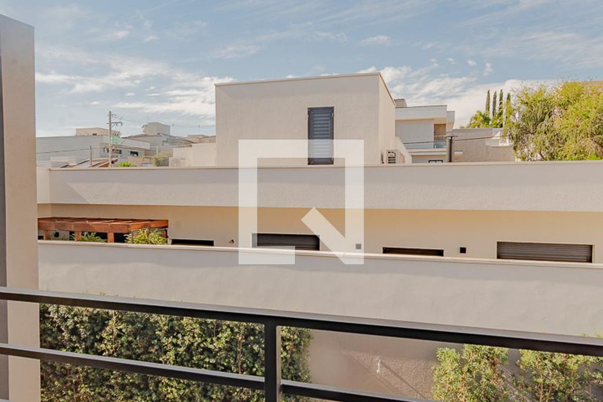 Casa à Venda - Swiss Park, 3 Quartos,  320 m2 em , Campinas - sp | SoloBR