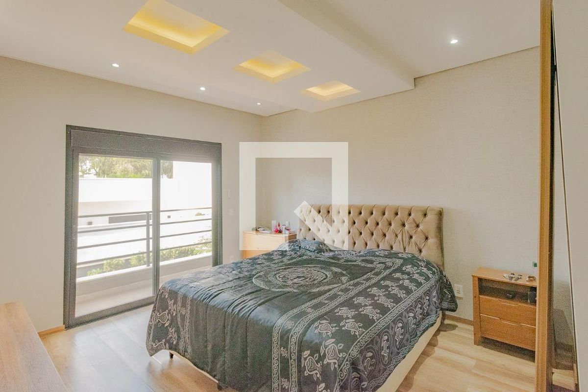 Casa à Venda - Swiss Park, 3 Quartos,  320 m2 em , Campinas - sp | SoloBR