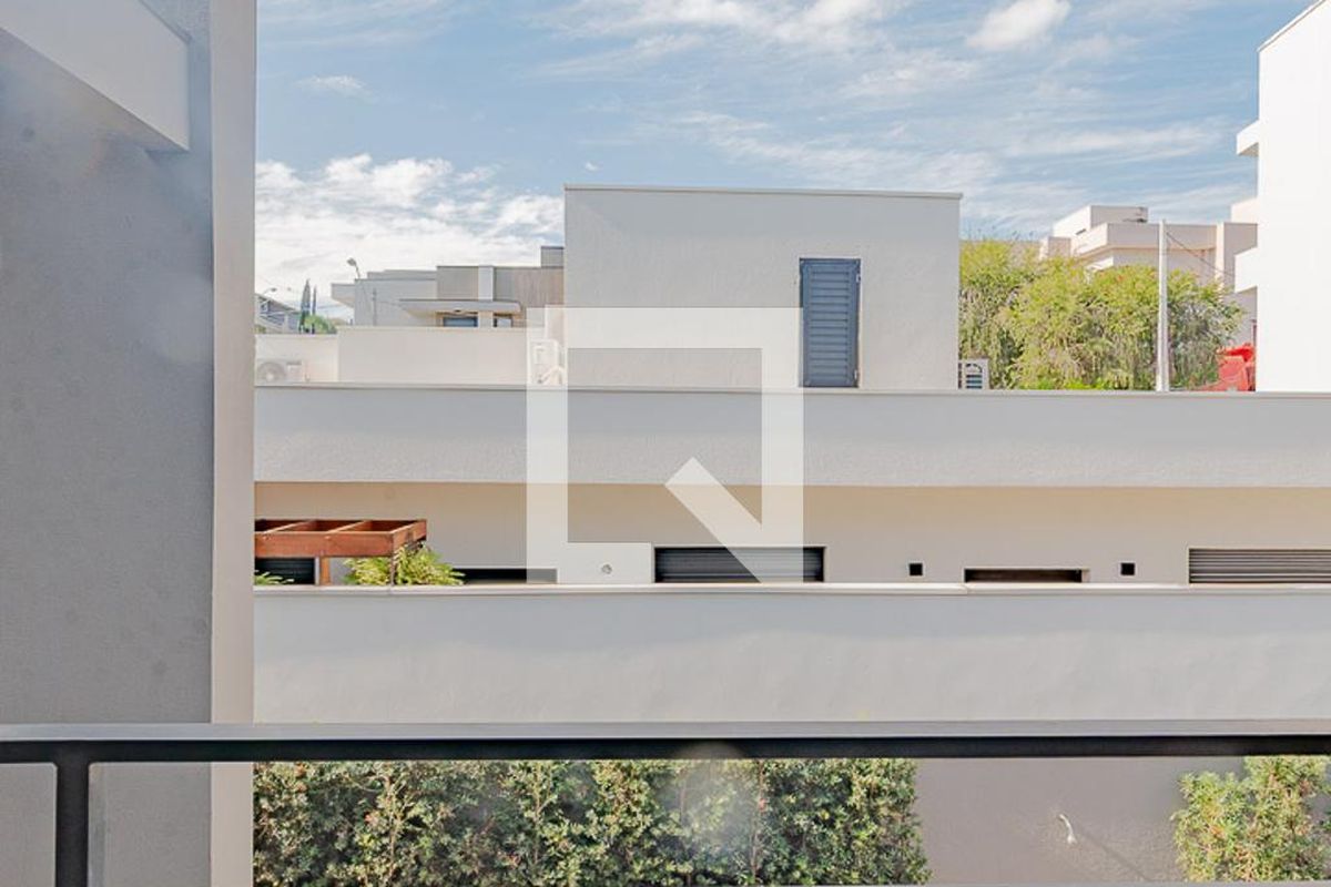 Casa à Venda - Swiss Park, 3 Quartos,  320 m2 em , Campinas - sp | SoloBR
