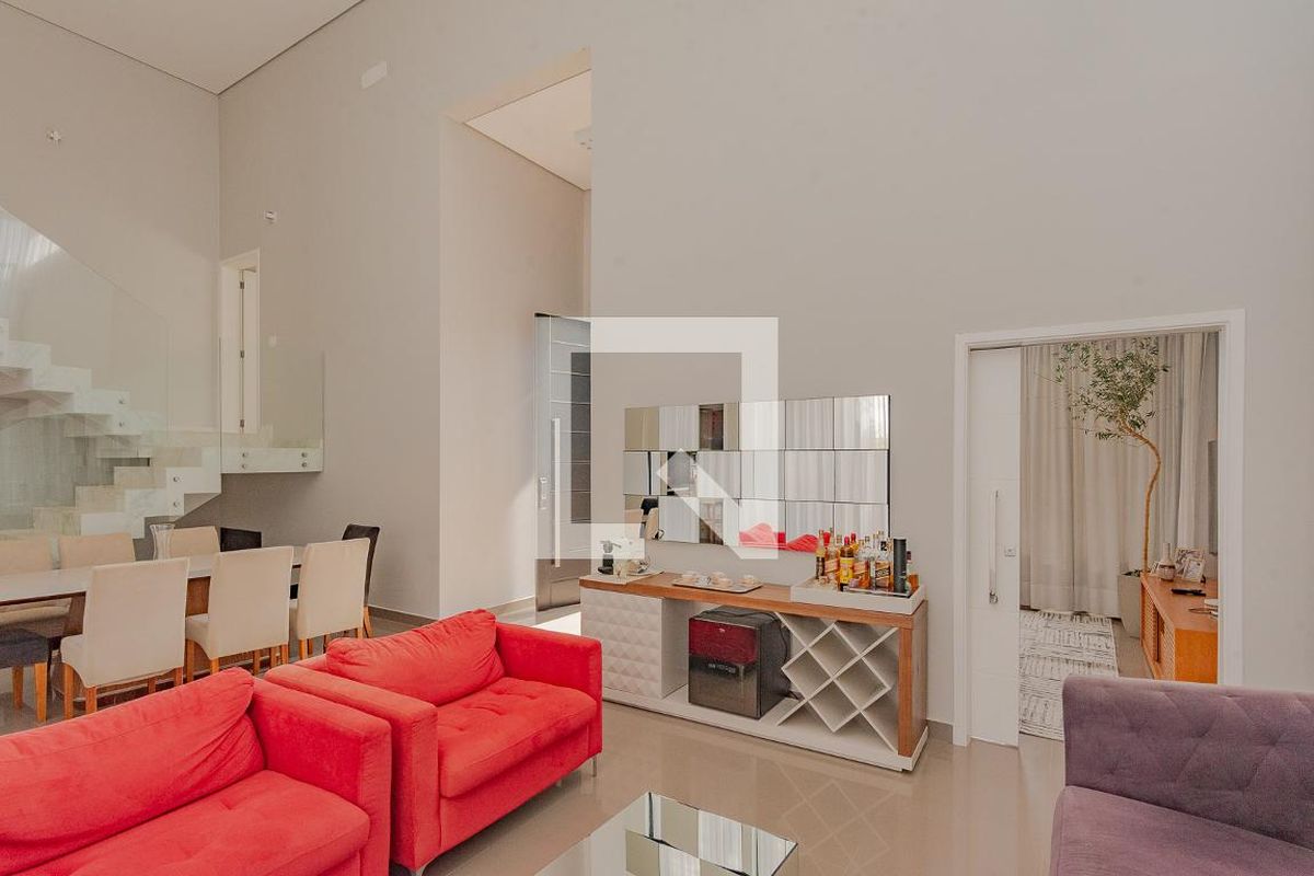 Casa à Venda - Swiss Park, 3 Quartos,  320 m2 em , Campinas - sp | SoloBR