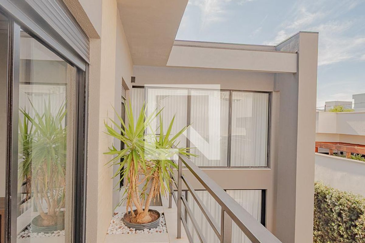 Casa à Venda - Swiss Park, 3 Quartos,  320 m2 em , Campinas - sp | SoloBR