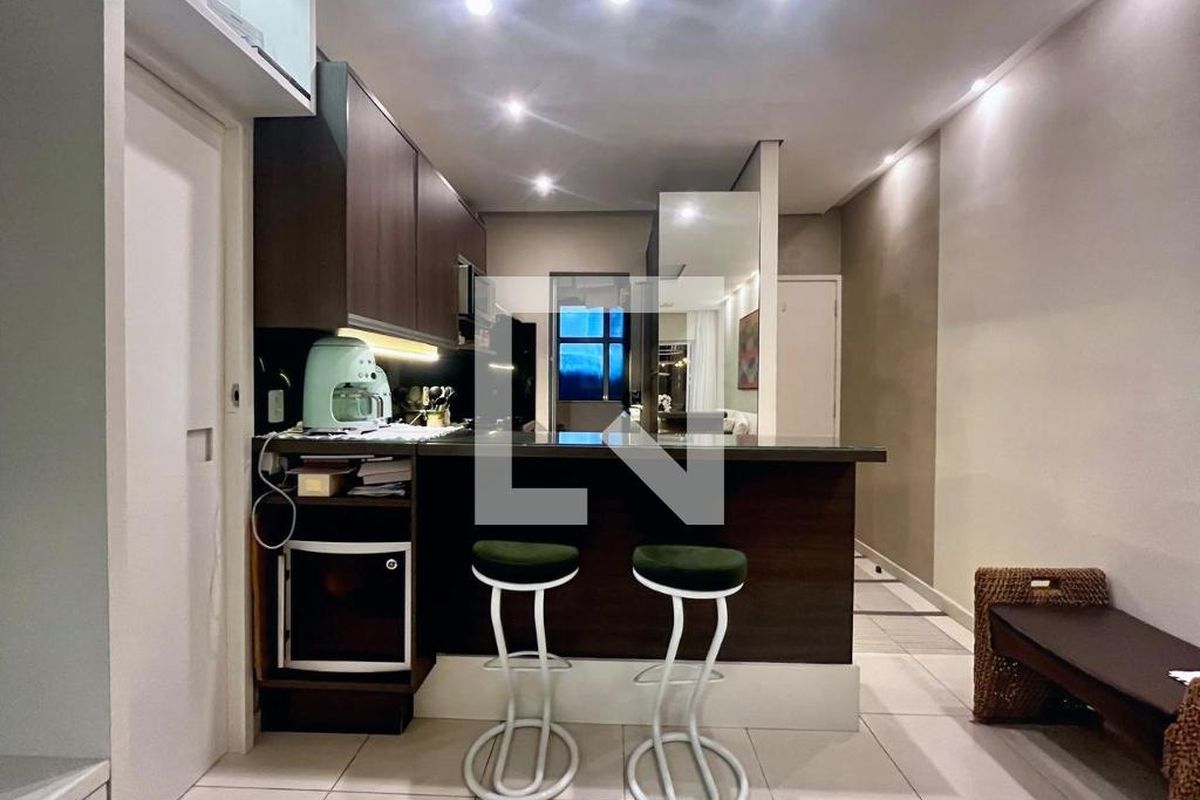 Apartamento à Venda - Vila Brandina, 1 Quarto,  80 m2 em , Campinas - sp | SoloBR