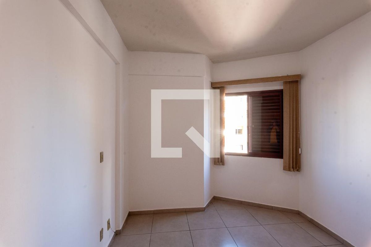 Apartamento à Venda - Centro, 1 Quarto,  84 m2 em , Campinas - sp | SoloBR
