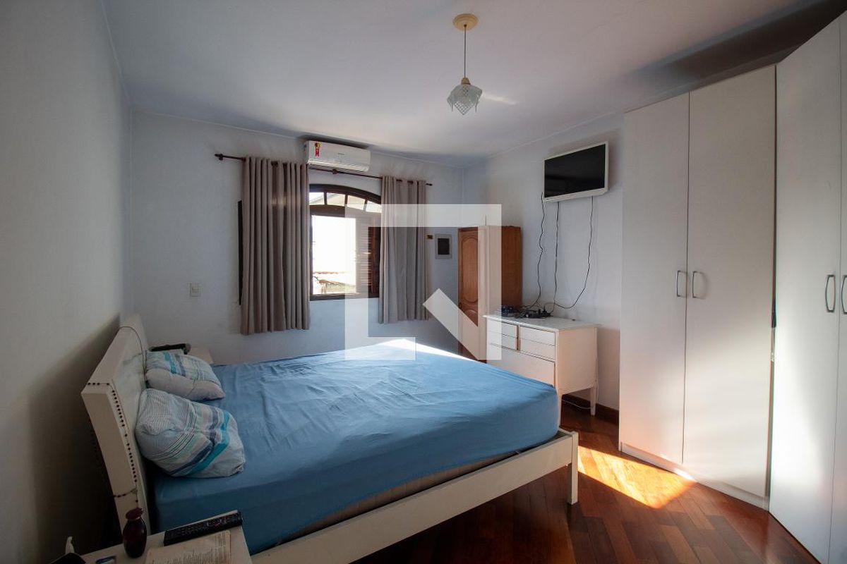 Casa, 3 quartos, 225 m² - Foto 18
