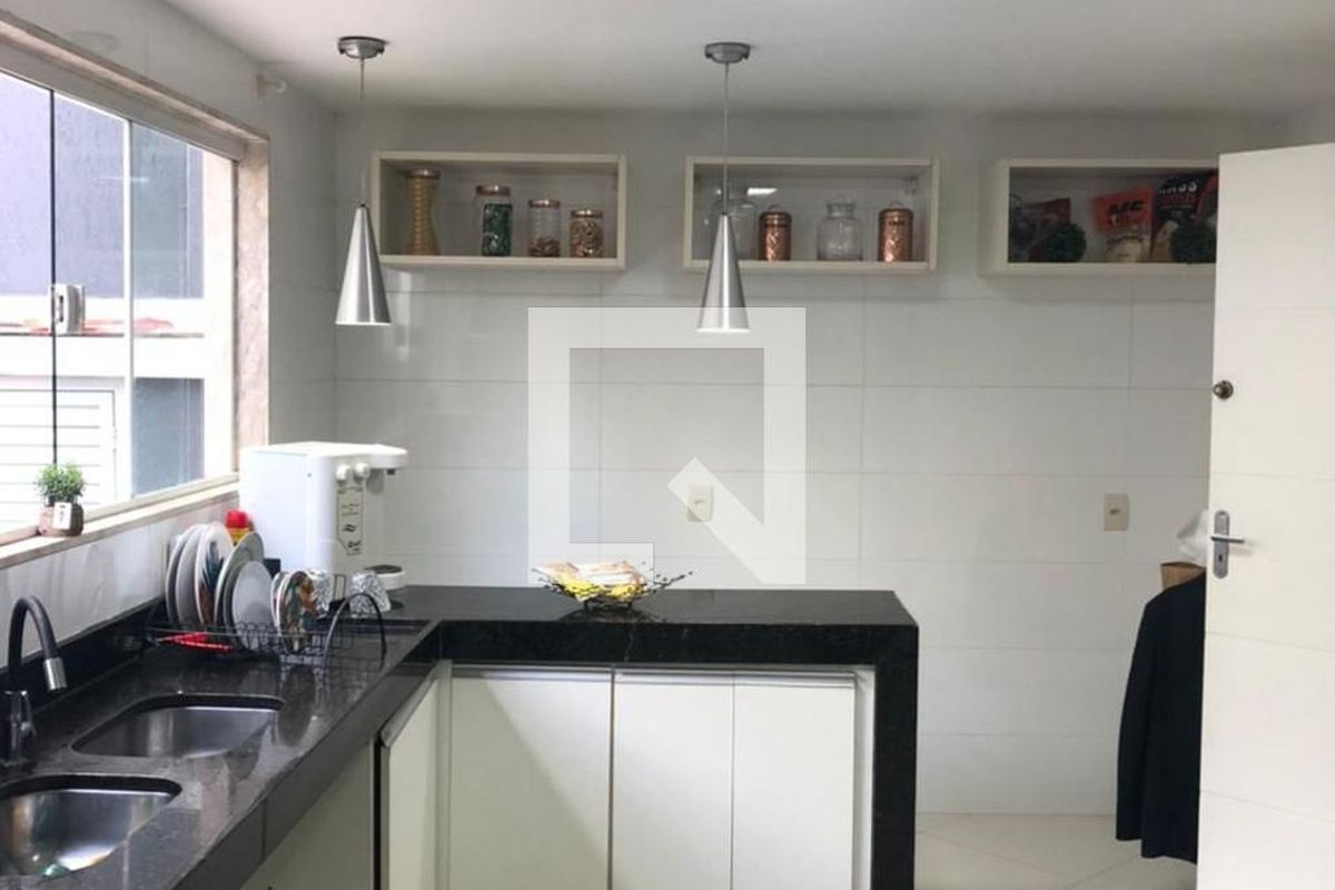 Casa, 3 quartos, 240 m² - Foto 12