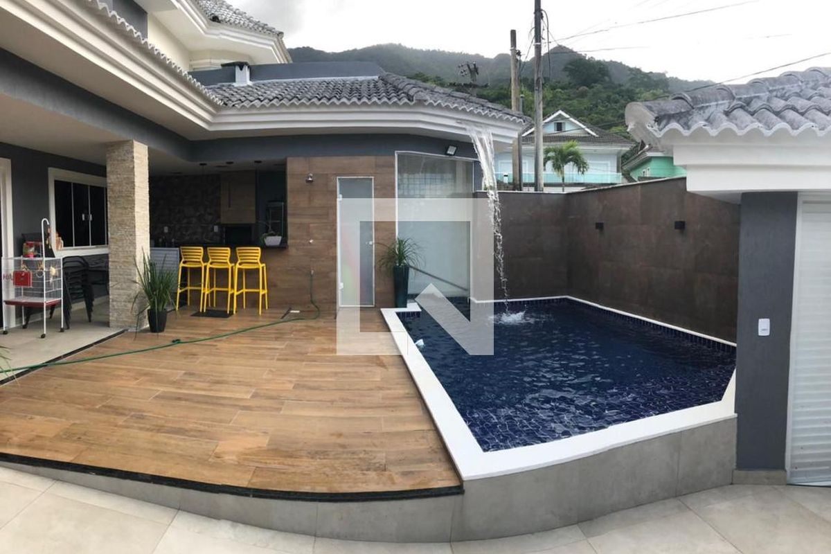 Casa, 3 quartos, 240 m² - Foto 32