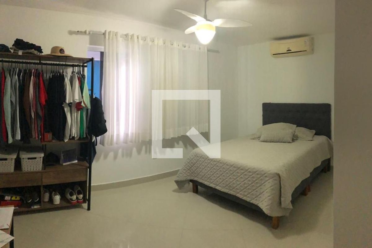 Casa, 3 quartos, 240 m² - Foto 14