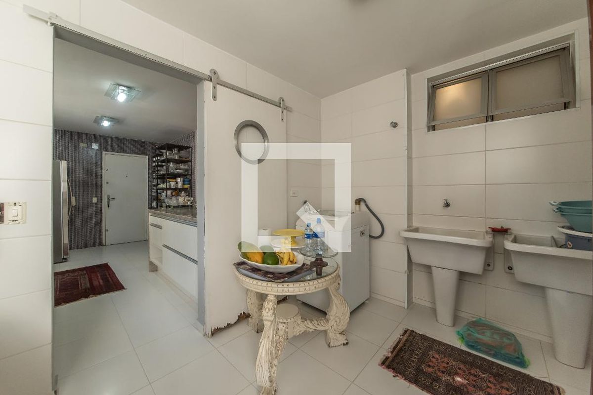 Apartamento, 3 quartos, 190 m² - Foto 116