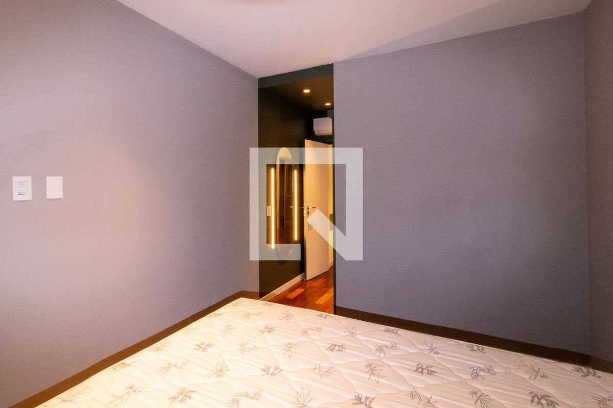 Apartamento à Venda - Cambuí, 1 Quarto,  60 m2 em , Campinas - sp | SoloBR