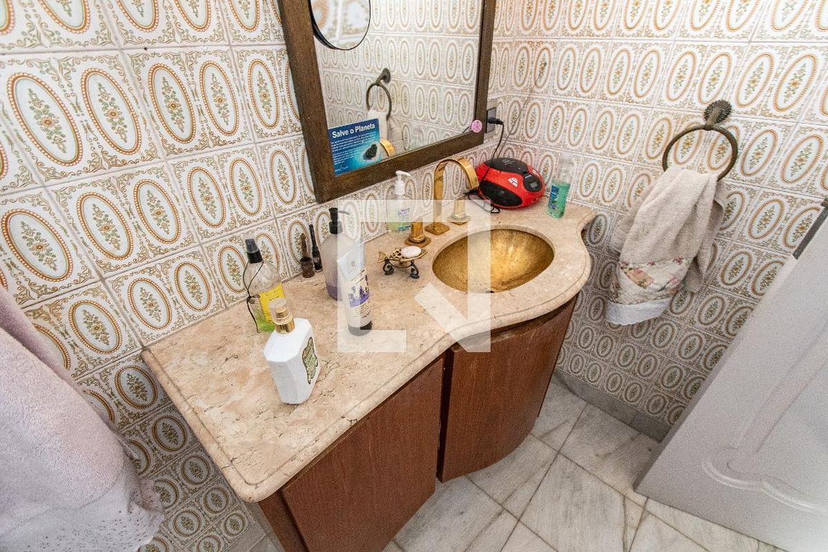 Casa, 3 quartos, 250 m² - Foto 45