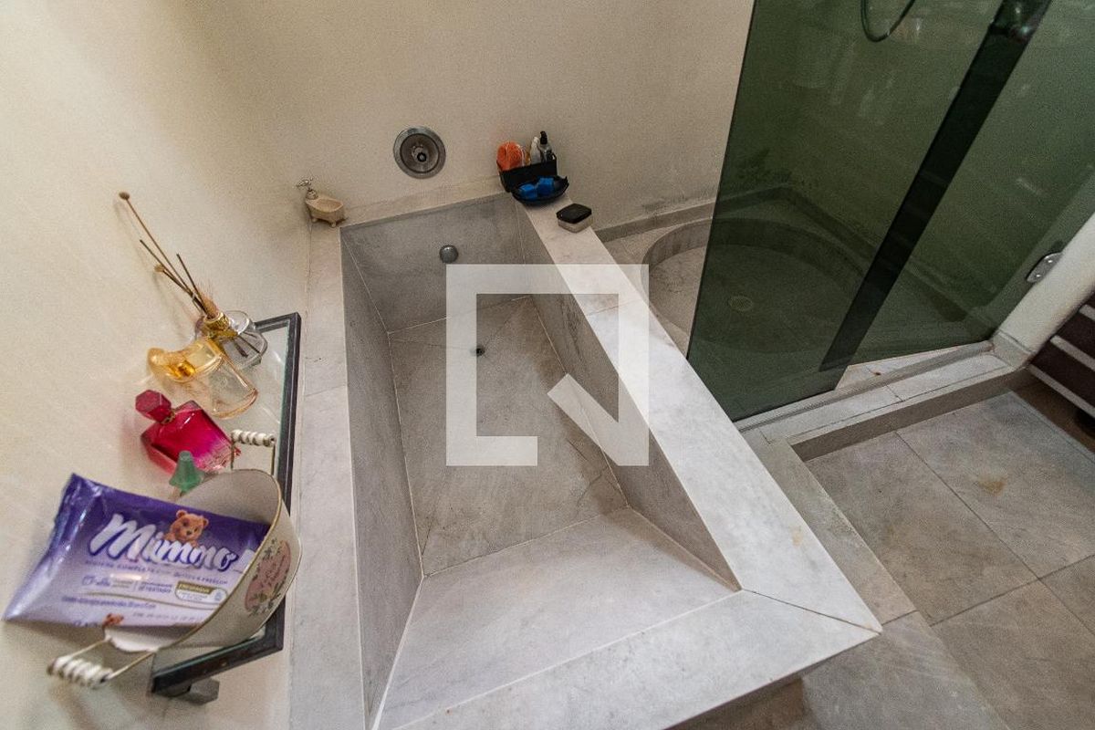 Casa, 3 quartos, 250 m² - Foto 36