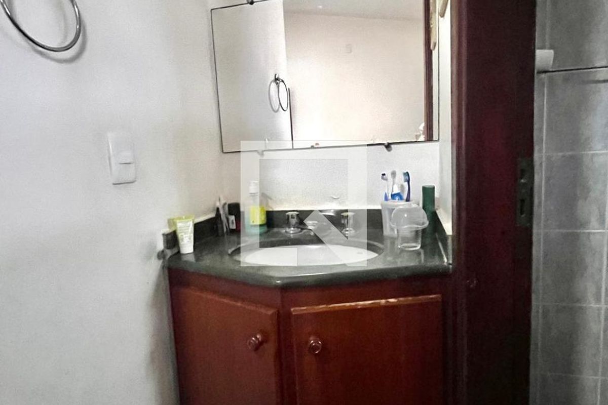 Casa à Venda - Nova Campinas, 4 Quartos,  264 m2 em , Campinas - sp | SoloBR