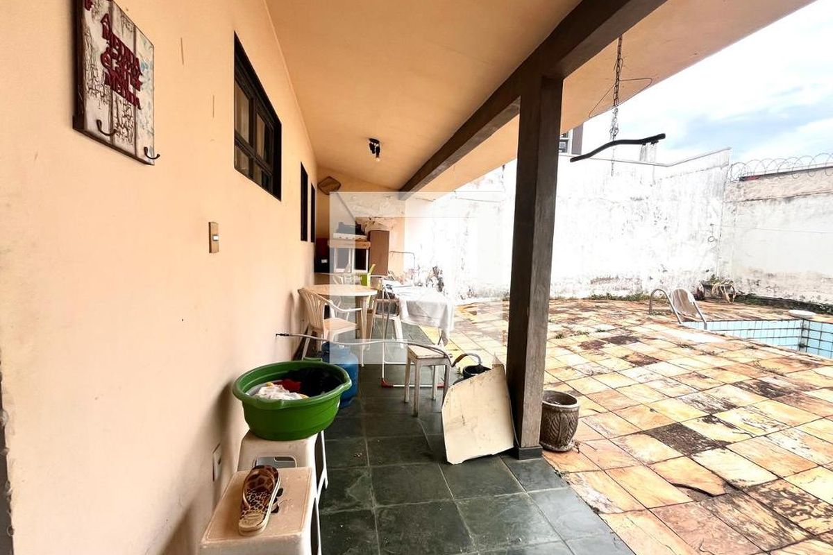 Casa à Venda - Nova Campinas, 4 Quartos,  264 m2 em , Campinas - sp | SoloBR