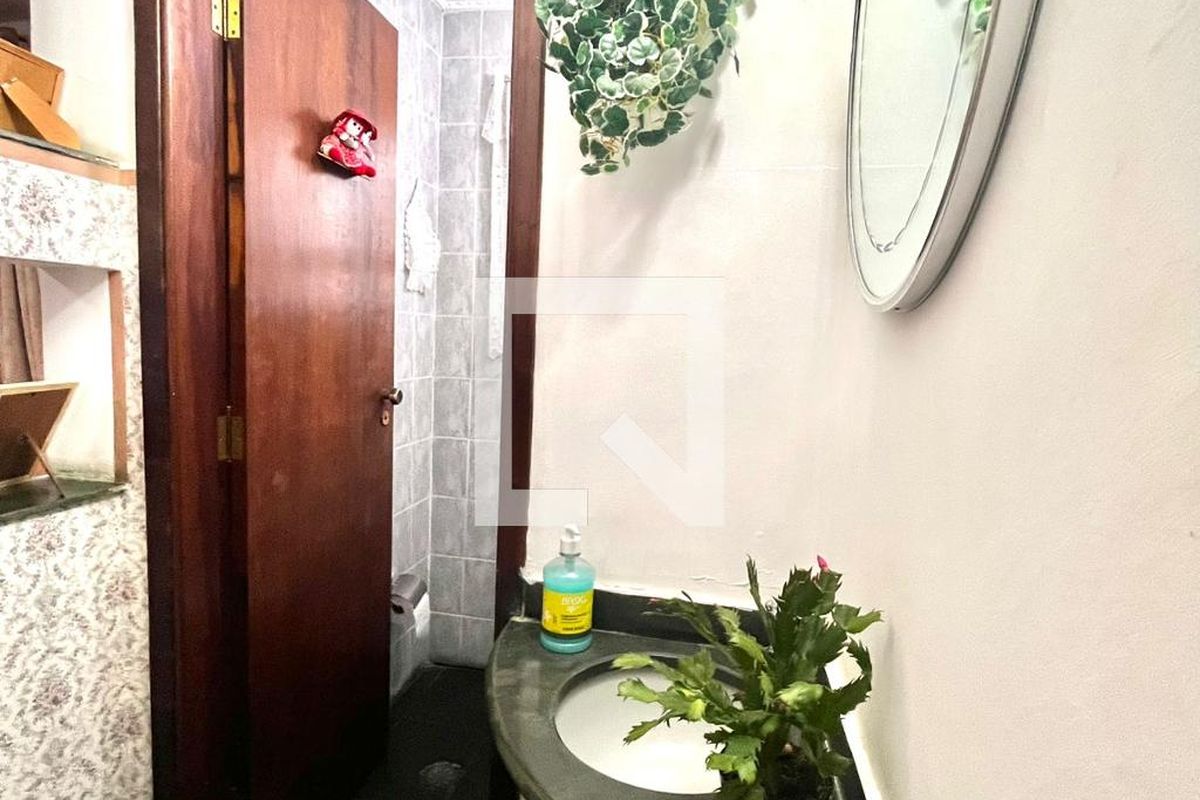 Casa à Venda - Nova Campinas, 4 Quartos,  264 m2 em , Campinas - sp | SoloBR