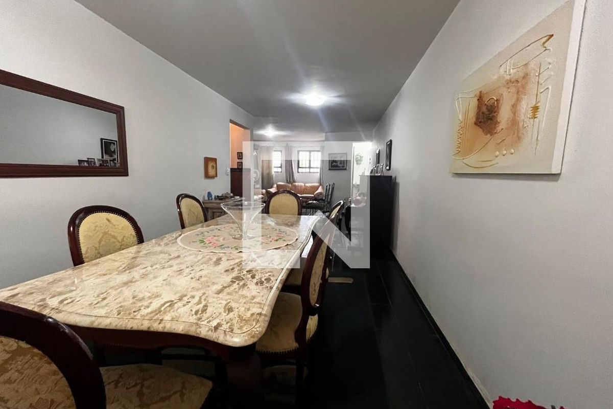 Casa à Venda - Nova Campinas, 4 Quartos,  264 m2 em , Campinas - sp | SoloBR