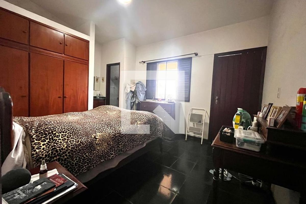 Casa à Venda - Nova Campinas, 4 Quartos,  264 m2 em , Campinas - sp | SoloBR