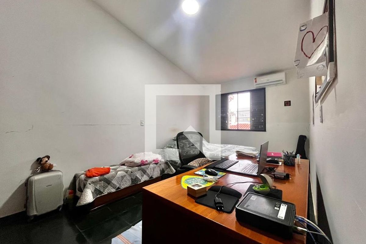 Casa à Venda - Nova Campinas, 4 Quartos,  264 m2 em , Campinas - sp | SoloBR