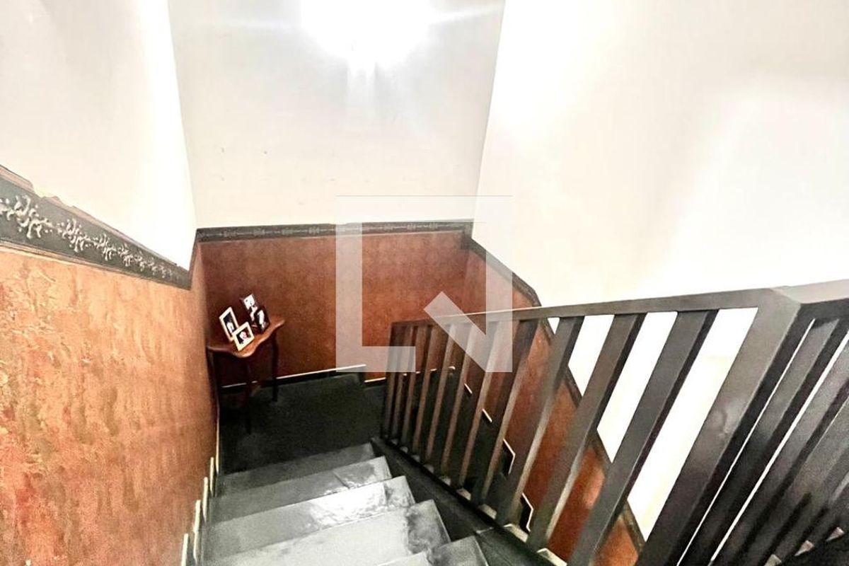 Casa à Venda - Nova Campinas, 4 Quartos,  264 m2 em , Campinas - sp | SoloBR