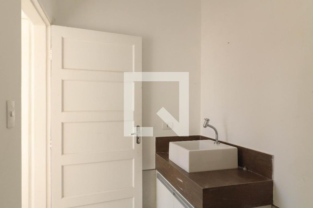 Casa, 4 quartos, 210 m² - Foto 32