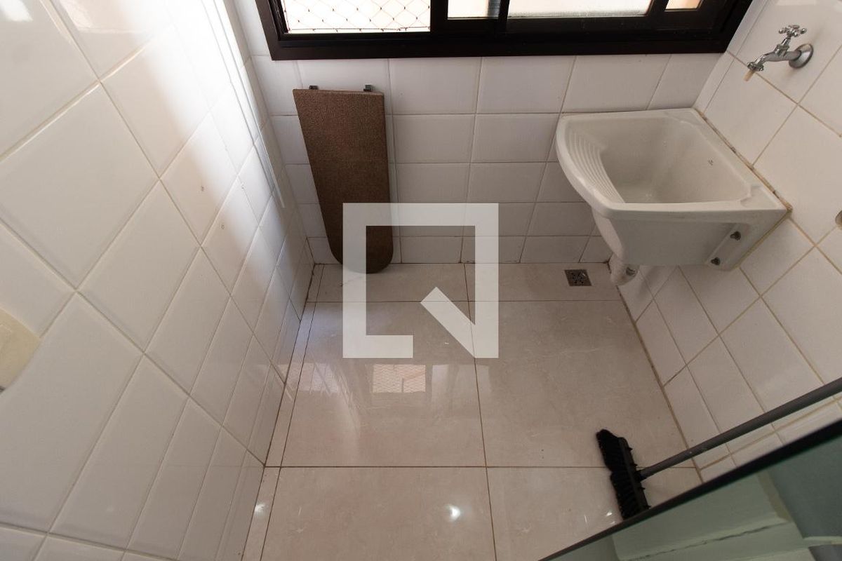 Apartamento à Venda - Centro, 2 Quartos,  70 m2 em , Campinas - sp | SoloBR