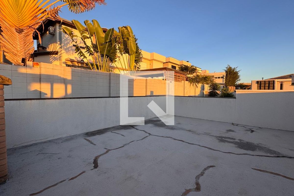 Casa à Venda - Swiss Park, 3 Quartos,  207 m2 em , Campinas - sp | SoloBR