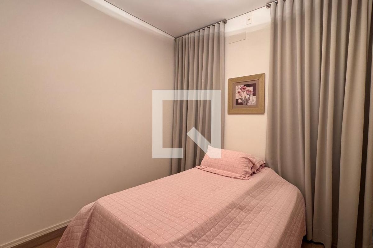 Casa à Venda - Swiss Park, 3 Quartos,  207 m2 em , Campinas - sp | SoloBR