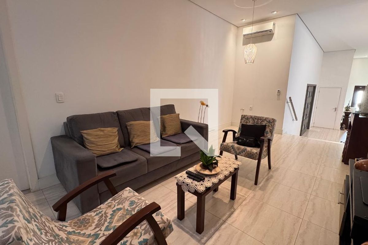 Casa à Venda - Swiss Park, 3 Quartos,  207 m2 em , Campinas - sp | SoloBR