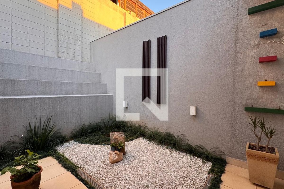 Casa à Venda - Swiss Park, 3 Quartos,  207 m2 em , Campinas - sp | SoloBR