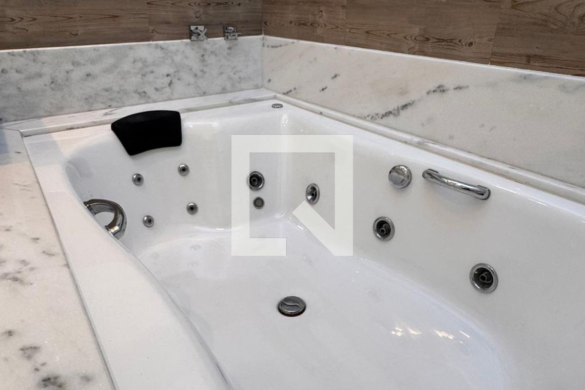 Casa à Venda - Swiss Park, 3 Quartos,  207 m2 em , Campinas - sp | SoloBR