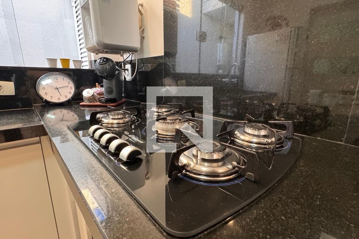Casa à Venda - Swiss Park, 3 Quartos,  207 m2 em , Campinas - sp | SoloBR