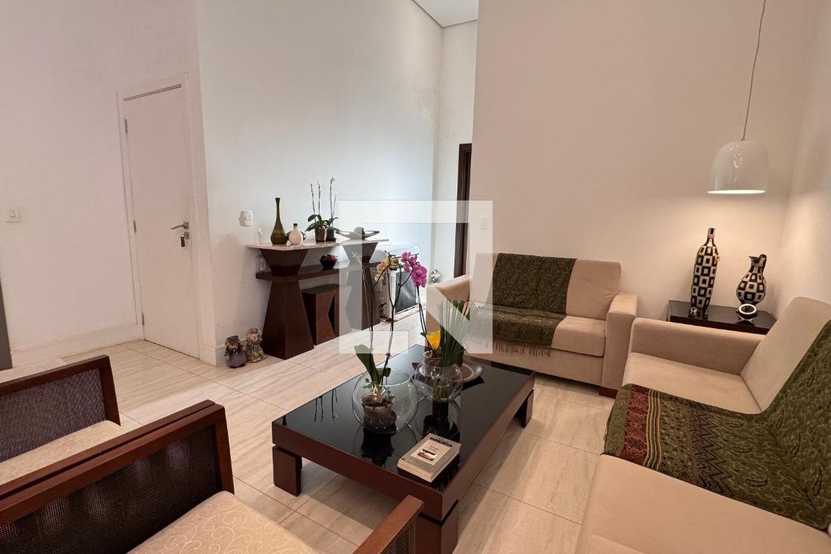 Casa à Venda - Swiss Park, 3 Quartos,  207 m2 em , Campinas - sp | SoloBR