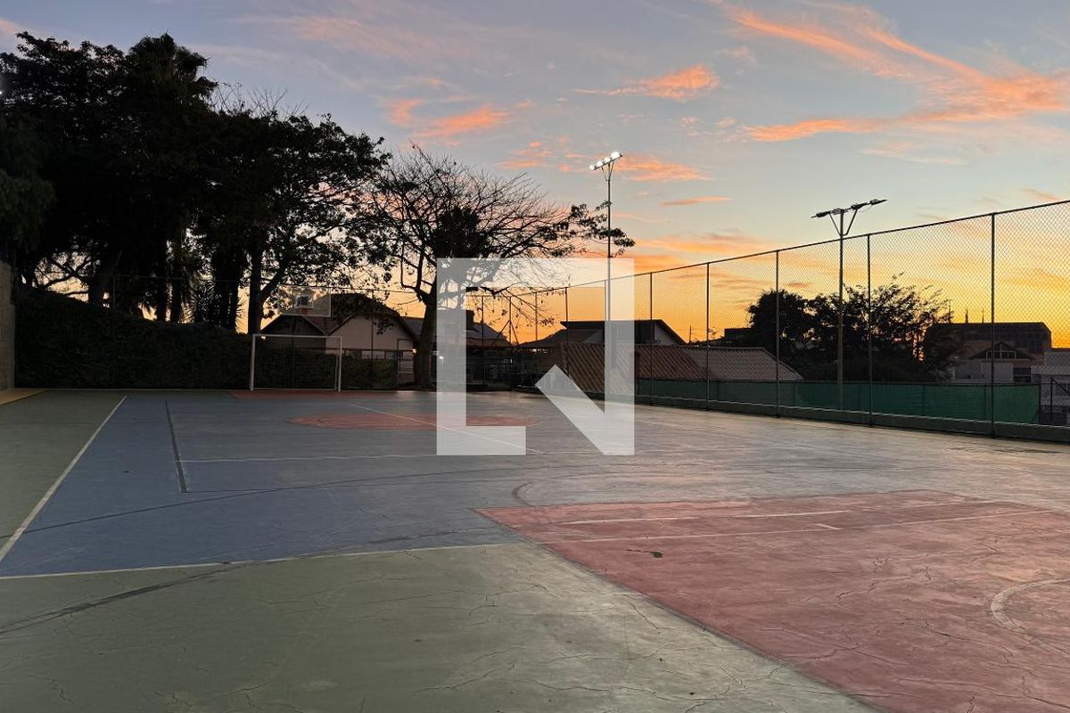 Casa à Venda - Swiss Park, 3 Quartos,  207 m2 em , Campinas - sp | SoloBR