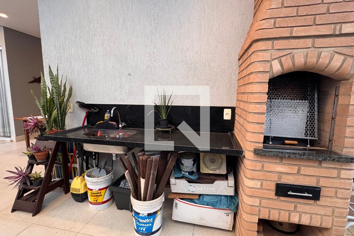 Casa à Venda - Swiss Park, 3 Quartos,  207 m2 em , Campinas - sp | SoloBR