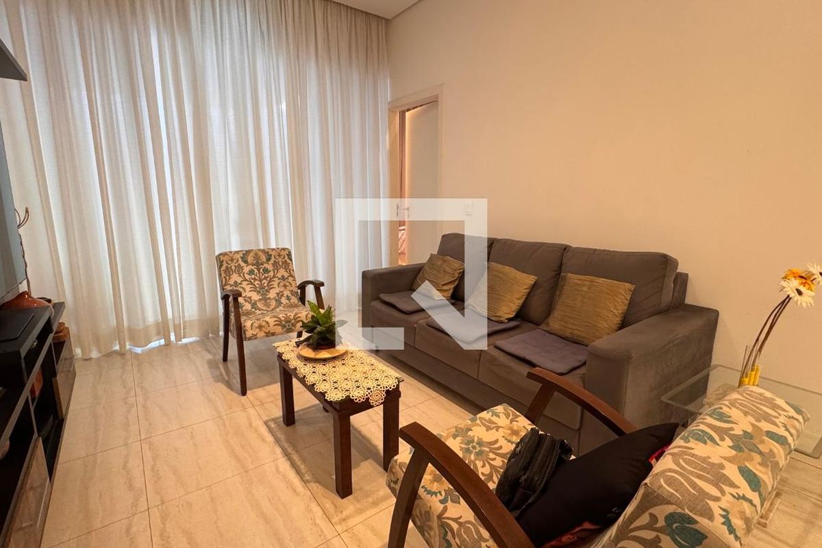 Casa à Venda - Swiss Park, 3 Quartos,  207 m2 em , Campinas - sp | SoloBR