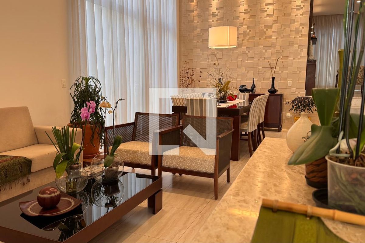 Casa à Venda - Swiss Park, 3 Quartos,  207 m2 em , Campinas - sp | SoloBR